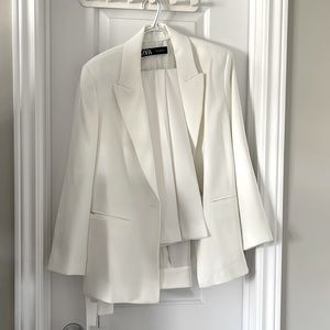 ZARA BELTED BLAZER